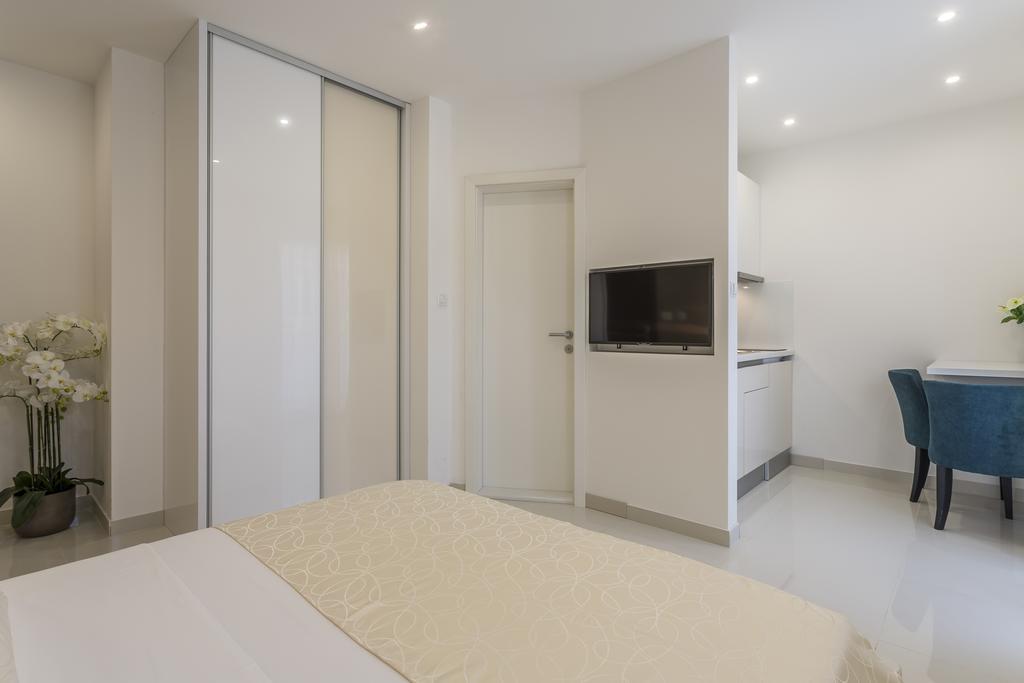 Holiday Apartments & Rooms Split Exterior photo
